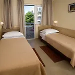 Hotel Delfin Plava Laguna Mugeba