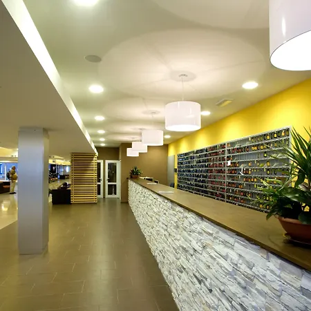 Otel Delfin Plava Laguna Mugeba