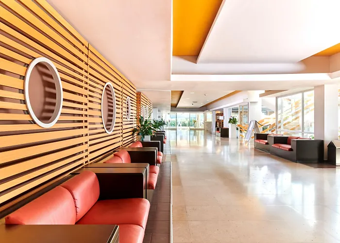 Delfin Plava Laguna Hotel 2*