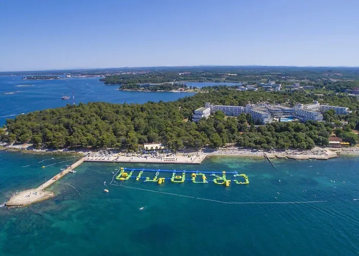 Delfin Plava Laguna 2*