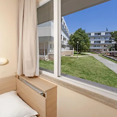 Hotel Delfin Plava Laguna Mugeba