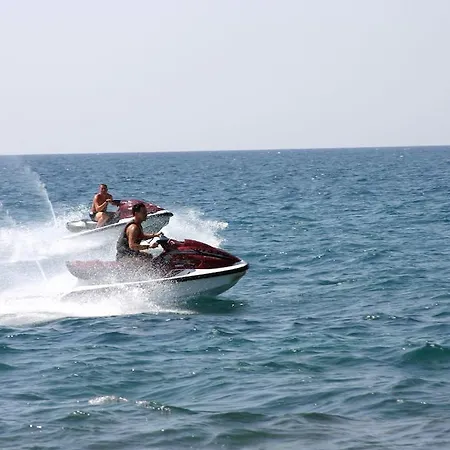 Hotel Delfin Plava Laguna 2*