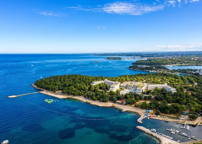 Delfin Plava Laguna מלון 2*